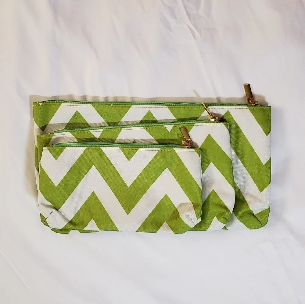 3 Zippered Makeup Toiletries Bag White Lime Green Chevron Pattern Like New